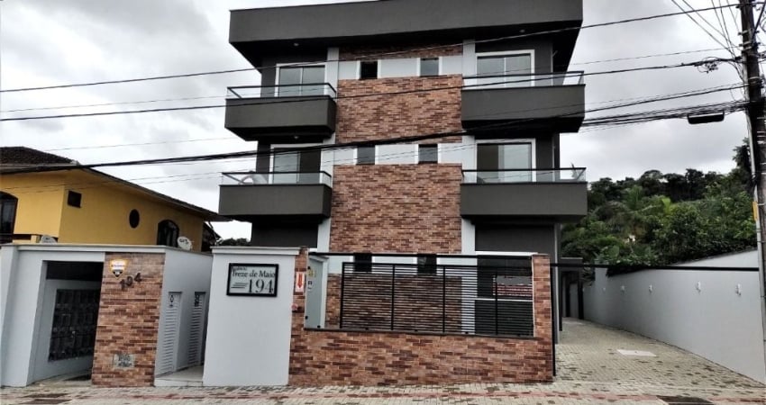 Apartamento com 3 quartos à venda na Rua Treze de Maio, 194, Iririú, Joinville
