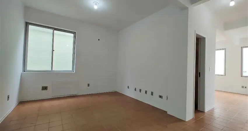 Sala comercial à venda na Rua Princesa Izabel, 225, Centro, Joinville