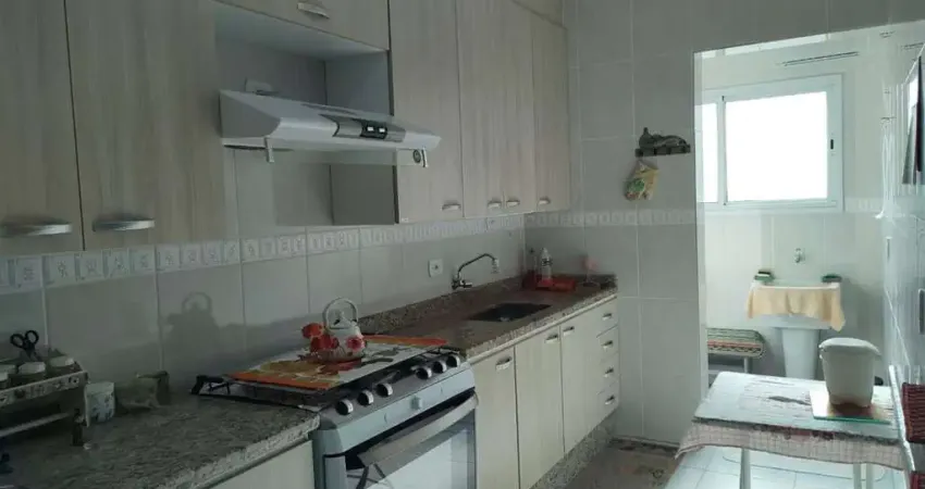 Apartamento à Venda com 2 quartos c suíte, lazer, 1 vaga e 75m² por R$ 470.000