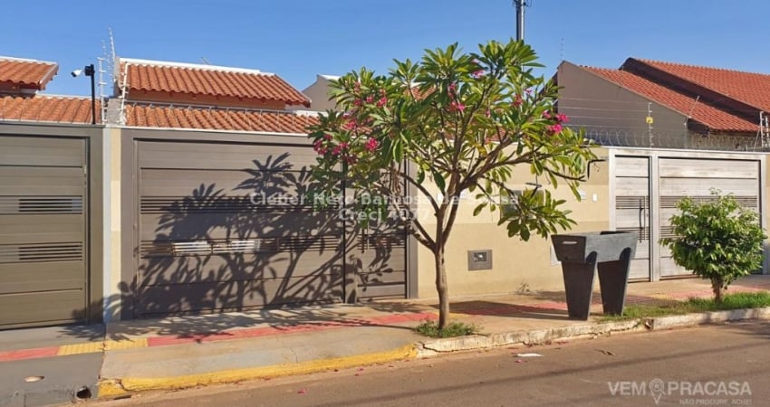 MÓVEL SEMI NOVO COM 3 QUARTOS SENDO DOIS APARTAMENTOS!