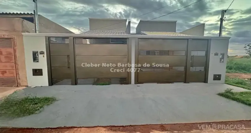 2 Dormitórios sendo uma suíte e vias rápidas até o centro