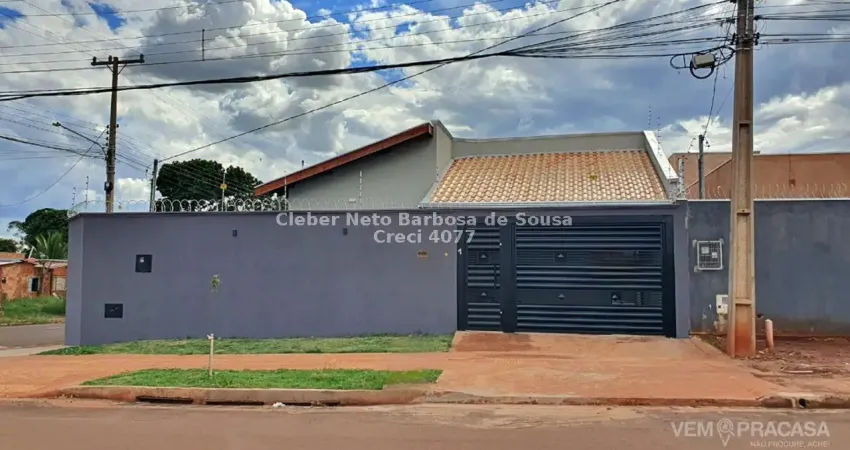 3 dormitórios sendo duas suítes e sobra de terreno na lateral!