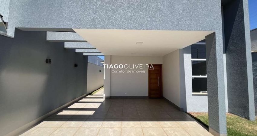VENDA - RESIDÊNCIA TÉRREA COM PISCINA - JD. PARQUE DAS GREVILHAS