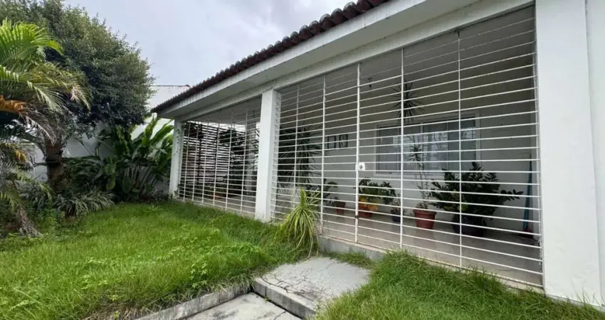 VENDA - CASA AMPLA 3 Qts 174M² - PORTO DA MADEIRA - Terreno 617M²