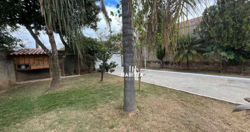 Casa com 3 dormitórios à venda, 200 m² por R$ 550.000,00 - Bom Retiro - Betim/MG