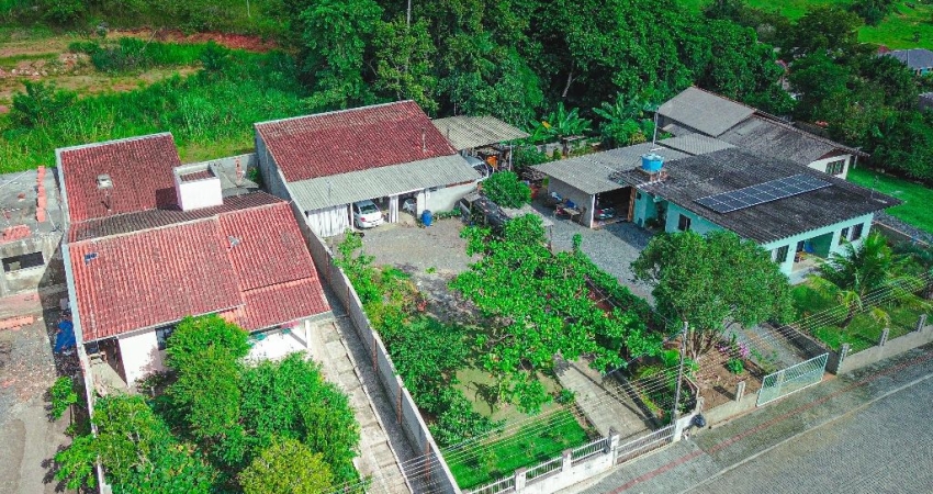 Casa com 2 quartos à venda no Encano do Norte, Indaial 