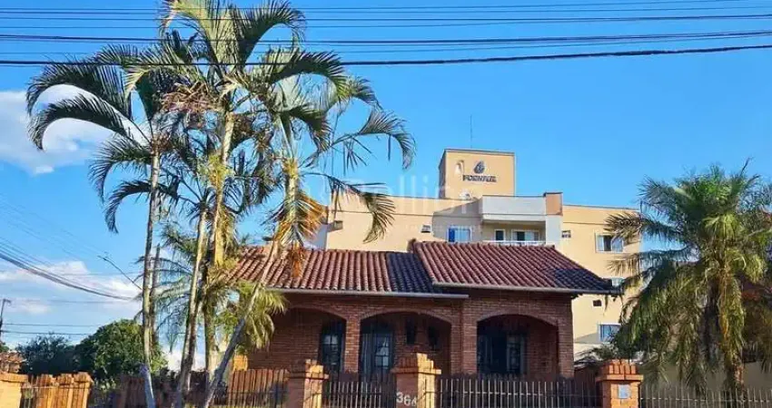 Casa de esquina com amplo terreno no bairro das nações, em timbó