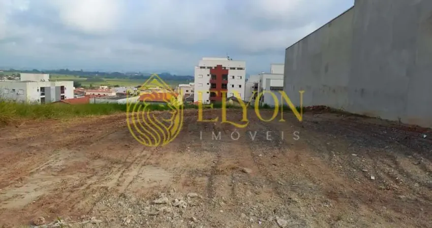 Terreno em Residencial Village Santana, Guaratinguetá/SP