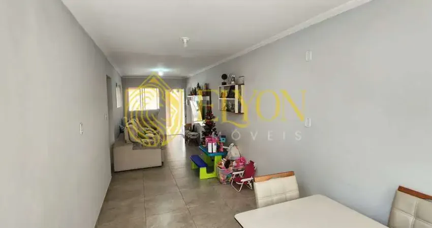 Casa em Condomínio em Jardim Aeroporto, Guaratinguetá/SP