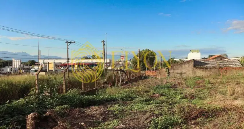 Casa comercial à venda no Jardim Vista Alegre, Guaratinguetá 