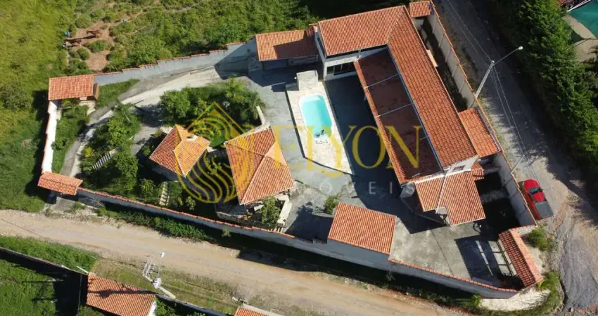 Chácara / sítio com 3 quartos à venda em Chácaras Piagui, Guaratinguetá 