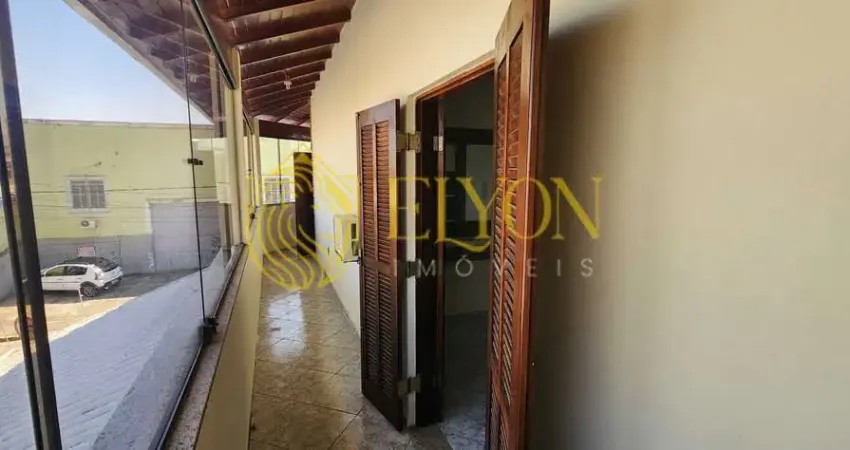Casa com 4 quartos à venda na Vila Jacobelli, Guaratinguetá 
