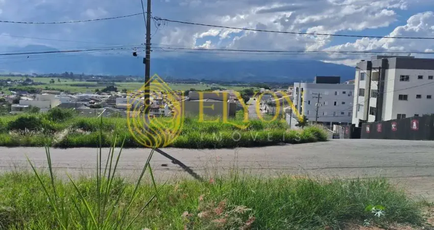 Terreno em Residencial Village Santana, Guaratinguetá/SP