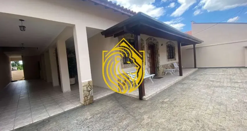 Casa com 3 quartos à venda na Vila Santa Rita, Guaratinguetá 