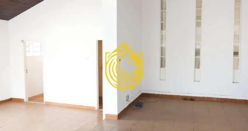 Descubra o prazer de viver em uma casa espaçosa e confortável na desejada vila paraíba, em guaratinguetá! este imóvel exclusivo oferece 3 dormitórios, sendo 1 suíte, além de 2 banheiros bem distribuíd