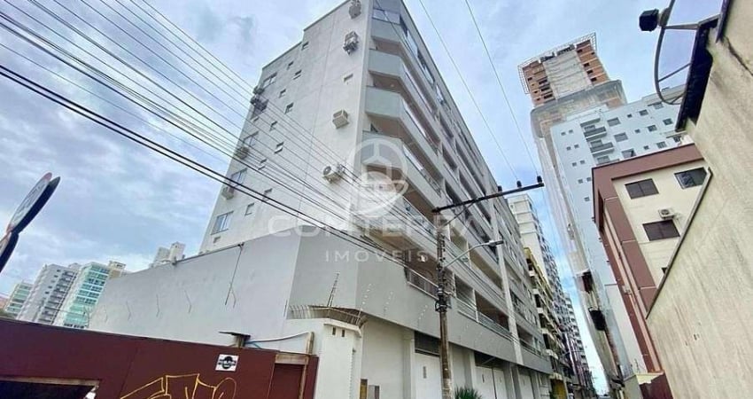 Apartamento com 3 quartos à venda na Rua 313, Meia Praia, Itapema