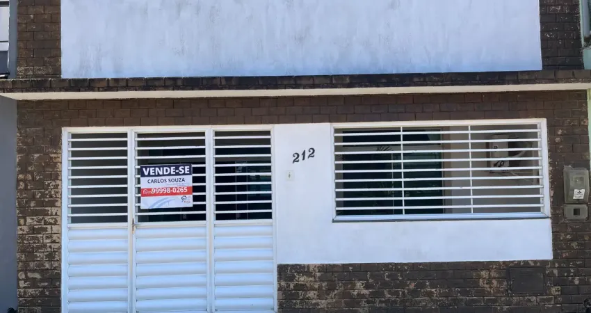 Uma linda casa espaçosa e ventilada localizada  na zona de ilheus bahia