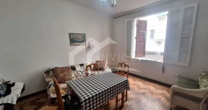 Apartamento de 3 quartos amplo , numa excelente localização , com vaga na escritura