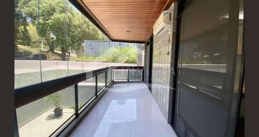 Excelente localização dois quartos área requintada leblon