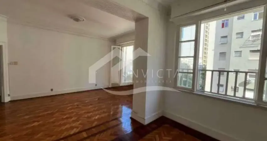 Apartamento à venda em copacabana, 4 quartos e vaga na escritura