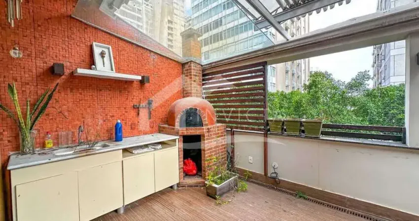 Quadrilátero: luxuosa cobertura de 3 quartos com varanda gourmet a apenas alguns passos da praia