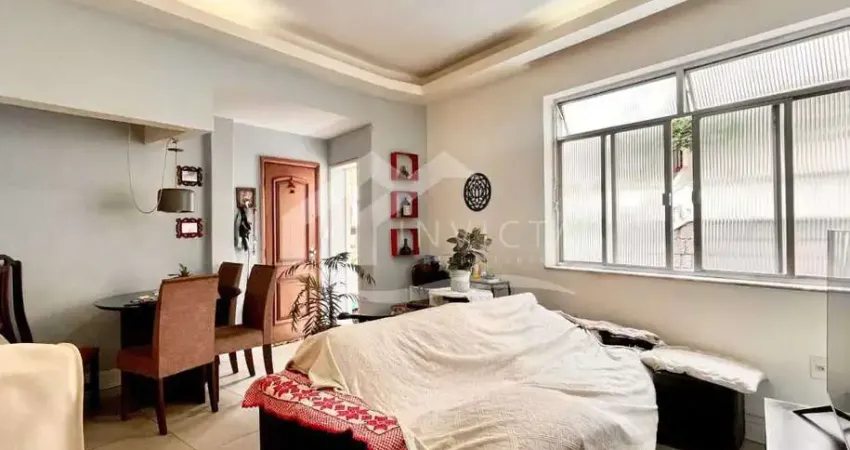 Excelente apartamento de 2 quartos na Rua Djalma Ulrich . Posto 5, Copacabana