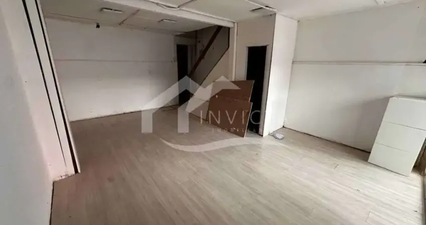 Ponto comercial com 2 salas à venda na Rua General Dionísio, Humaitá, Rio de Janeiro