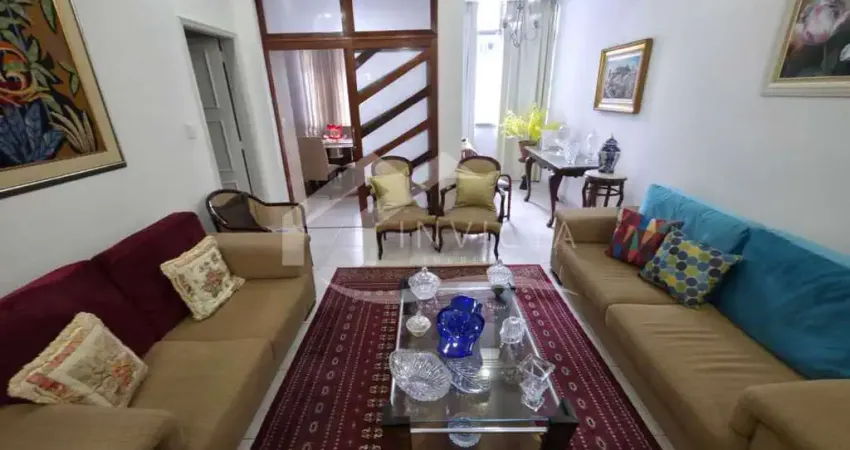 Belíssimo apartamento 3 quartos com vaga todo reformado em Copacabana!