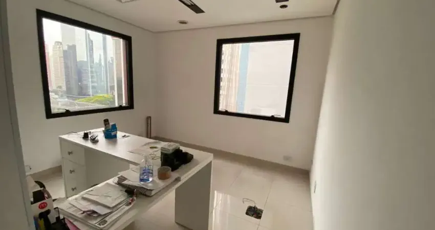 Sala comercial para alugar na Rua Helena, 218, Vila Olímpia, São Paulo