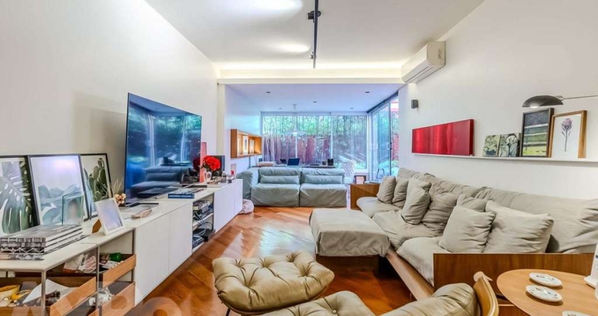 Apartamento garden para locação em Alto de Pinheiros com 3 quartos, sendo 3 suítes, 130m²