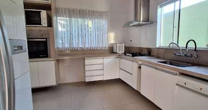 Casa com 3 dormitórios para alugar, 350 m² por R$ 6.500,02/ano - GRANJA VIANA – GRAMADO - Cotia/SP