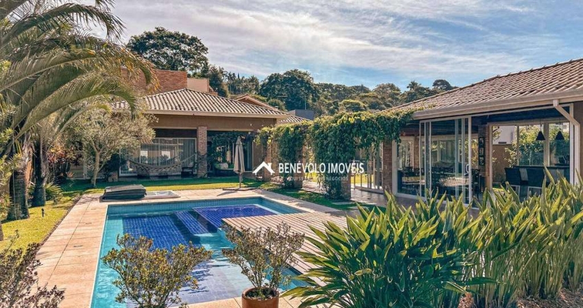 Casa com 4 dormitórios à venda, 550 m² por R$ 2.998.000 - Parque Dom Henrique - Cotia/SP