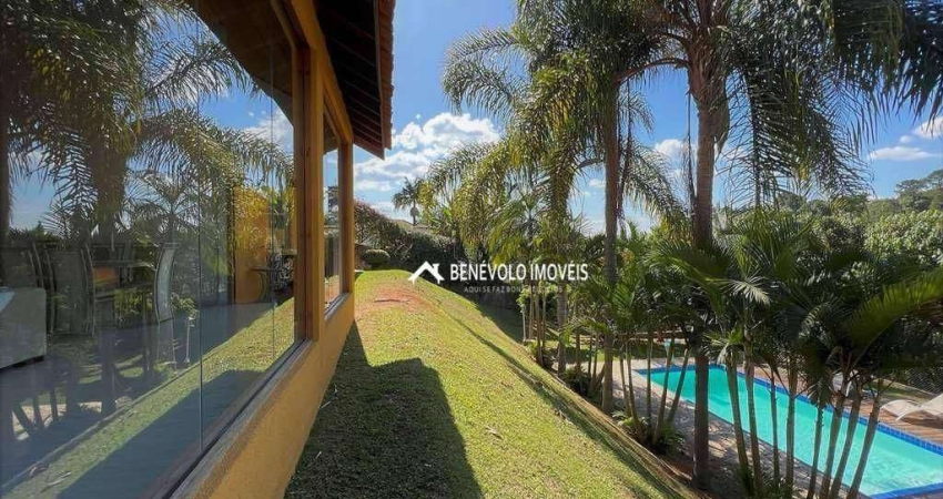 Casa com 4 dormitórios à venda, 350 m² por R$ 3.100.000,00 - Granja Viana - Carapicuíba/SP