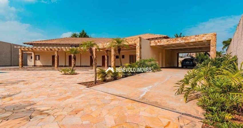Casa com 4 dormitórios à venda, 688 m² por R$ 3.400.000 - Jardim Passárgada I - Cotia/SP