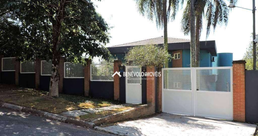 Casa com 6 dormitórios, 550 m² - venda por R$ 3.800.000 ou aluguel por R$ 13.800/mês - Vila Appia Antica - Carapicuíba/SP
