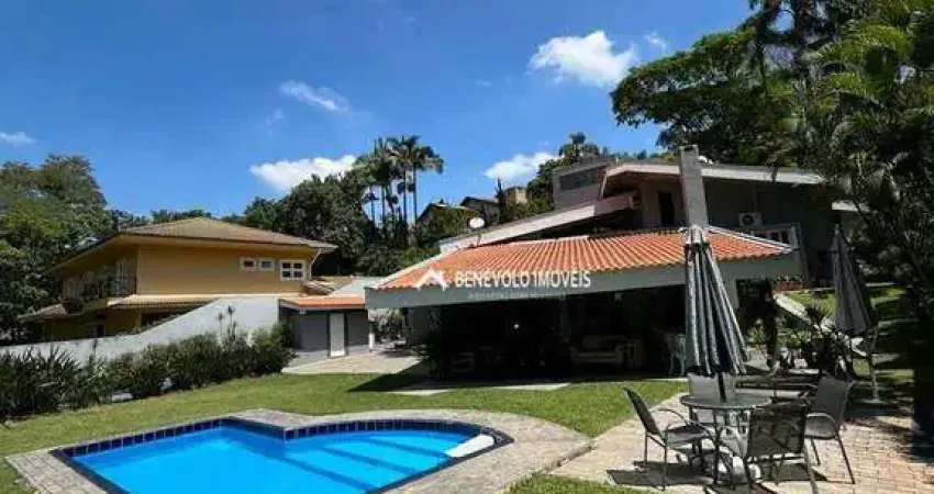 Casa com 5 dormitórios à venda, 355 m² por R$ 2.200.000,00 - Forest Hills - Jandira/SP