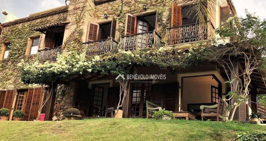 Casa com 3 dormitórios à venda, 532 m² por R$ 2.800.000 - Granja Viana - Carapicuíba/SP