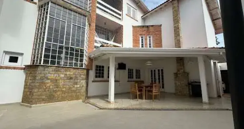 Casa com 4 dormitórios à venda, 385 m² por R$ 1.500.000,00 - Tremembé - São Paulo/SP