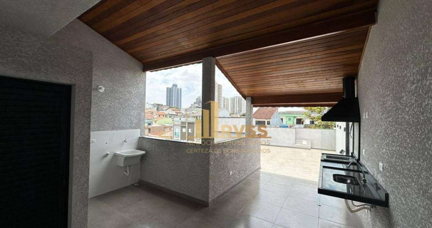 Excelente cobertura com área total de aproximadamente 106m², com dois dormitórios sendo uma suíte,