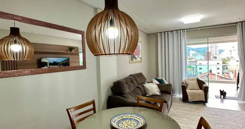 Apartamento à venda na Rua 254, Meia Praia, Itapema