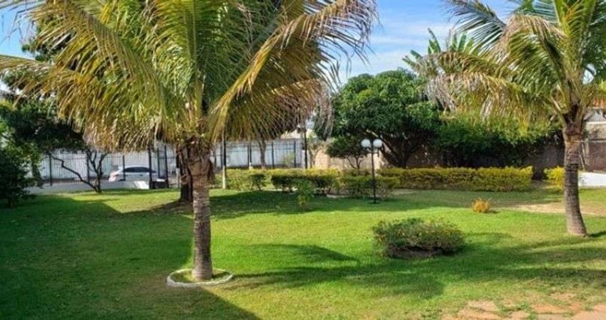 Lote com Edícula no condomínio prive para venda tem 60 metros quadrados com 1 quarto