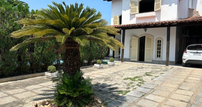 Casa com 4 quartos à venda em Itaipu, Niterói 