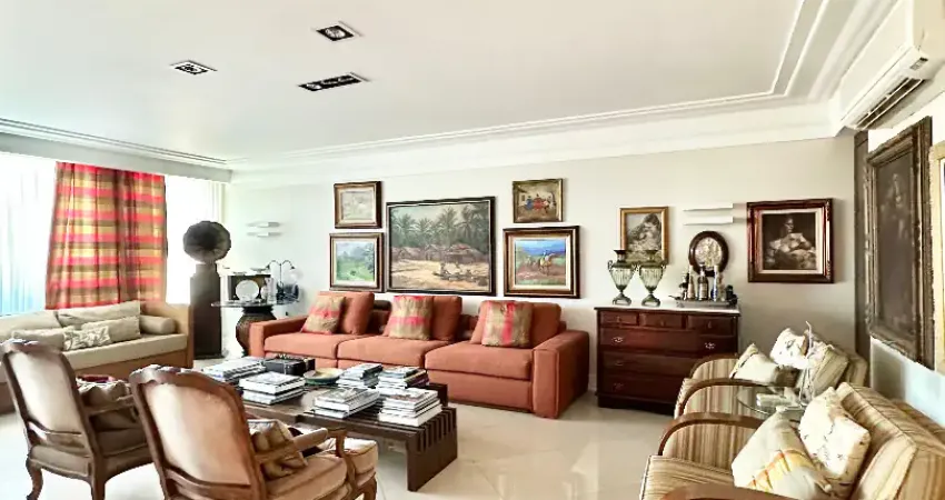 Cobertura Duplex Imóvel diferenciado em Mata da Praia (divisa com Jardim da Penha) 4 quartos, Lazer Privativo e Vista 360º