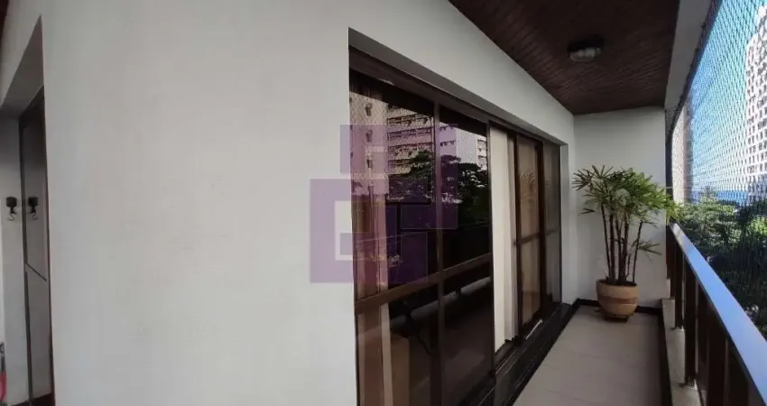 Apartamento à venda no bairro Pitangueiras em Guarujá/SP