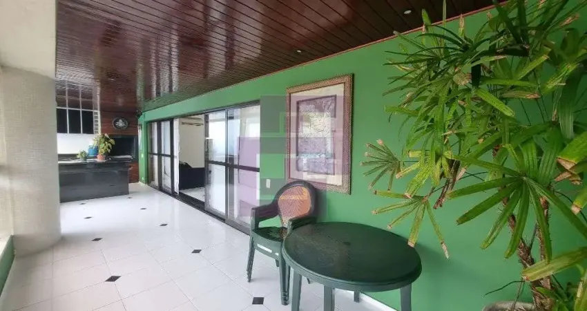 Apartamento à venda no bairro Pitangueiras em Guarujá/SP