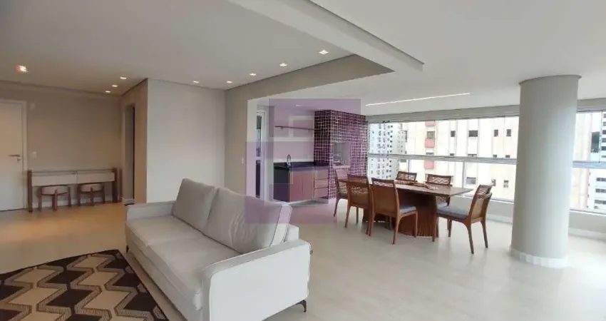 Apartamento à venda no bairro Pitangueiras em Guarujá/SP