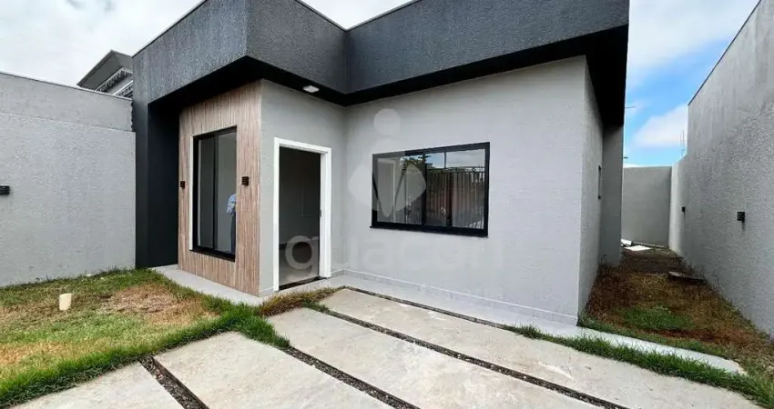 Casa com 02 Dormitórios sendo 01 Suíte e Passagem Lateral na Vila Maria
