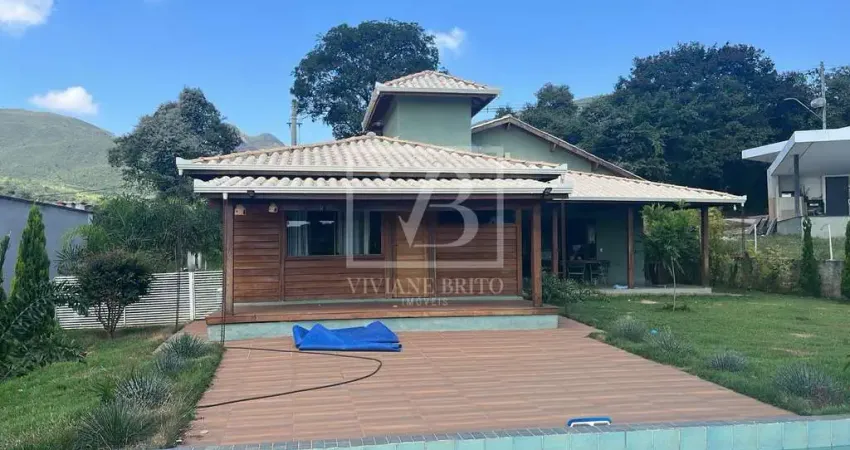 Casa no condomínio fechado,  Serra do Bandeirantes, Mario Campos MG.