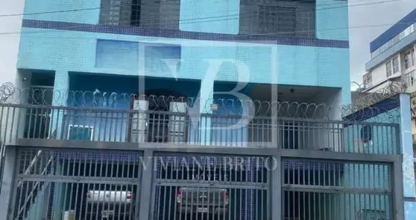 Casa comercial à venda no Centro, Betim 