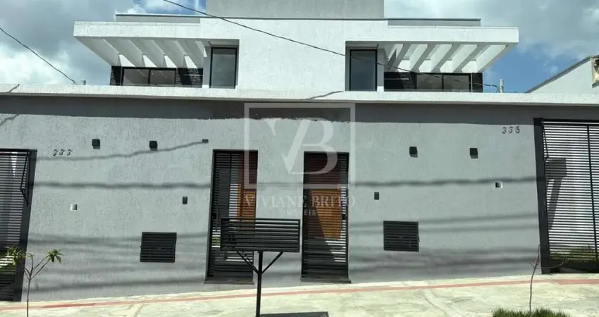 Casa à venda no bairro Espírito Santo, 2 andares, suíte, pé-direito duplo e área gourmet